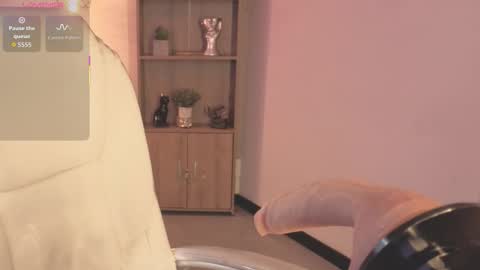 Snapshot of olivia__ds chatting on 11-04-25, 04:33 Olivia online show from 11-04-25, 04:33