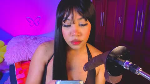 Snapshot of olivia__ds chatting on 02-17-26, 03:47 Olivia online show from 02-17-26, 03:47