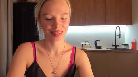 Olivia 3 online show from 01-10-25, 08:48