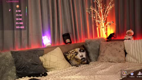 SaraConor online show from 02-05-25, 12:27