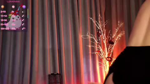 SaraConor online show from 03-01-25, 06:24