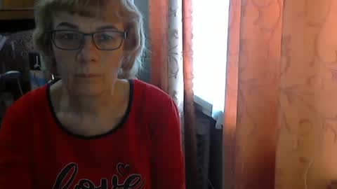 Olivia Mia online show from 03-24-26, 11:04