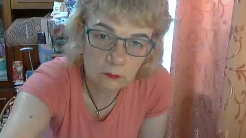 Snapshot of olivia_mia25 chatting on 05-07-26, 08:20 Olivia Mia online show from 05-07-26, 08:20