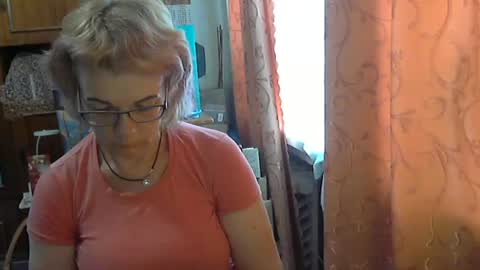 Olivia Mia online show from 06-28-26, 11:05