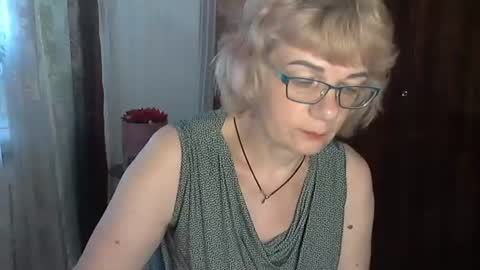 Olivia Mia online show from 07-04-26, 12:55