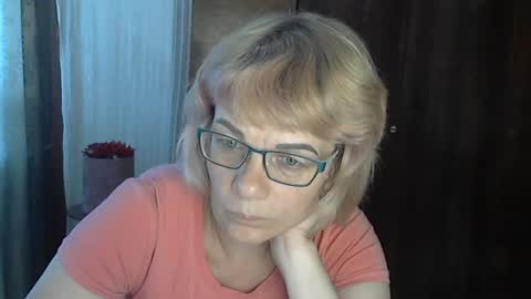 Olivia Mia online show from 07-07-26, 10:30