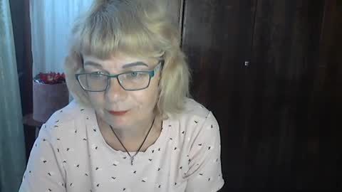 Olivia Mia online show from 07-28-26, 01:10