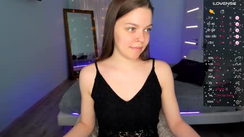 Olivia online show from 02-18-25, 05:42