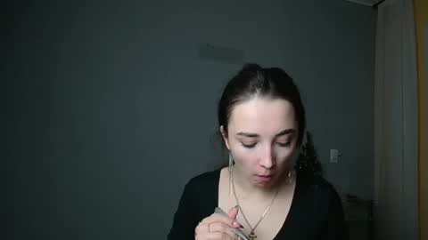 Olivia online show from 02-12-25, 06:19