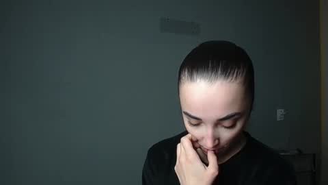 Olivia online show from 03-25-26, 04:24