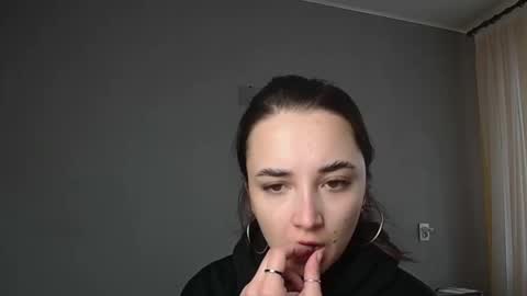 Olivia online show from 04-10-26, 10:20