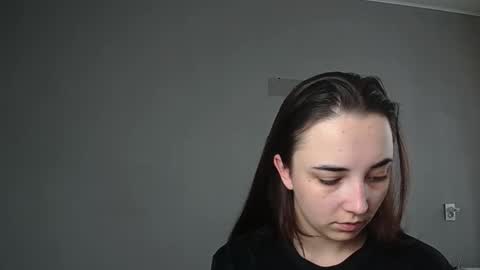 Olivia online show from 04-16-26, 07:42