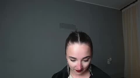 Snapshot of olivia_oliv chatting on 05-14-26, 06:47 Olivia online show from 05-14-26, 06:47