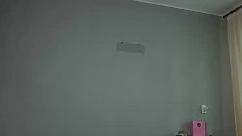 Snapshot of olivia_oliv chatting on 06-13-26, 10:02 Olivia online show from 06-13-26, 10:02