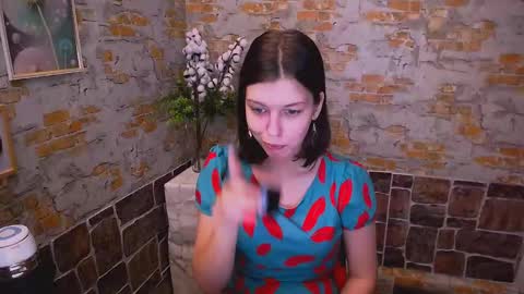 Snapshot of olivia_red_ chatting on 01-21-25, 01:32 Olivia online show from 01-21-25, 01:32