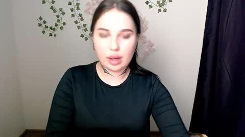 Olivia online show from 06-04-26, 07:42
