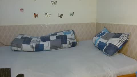 Snapshot of olivia_roxxyy chatting on 01-18-26, 08:51 olivia online show from 01-18-26, 08:51