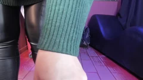   online show from 02-02-25, 12:24