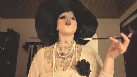   online show from 10-31-25, 01:34