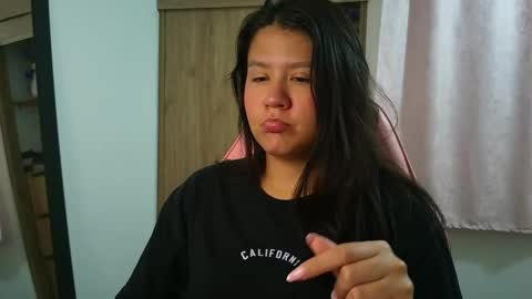 Olivia online show from 03-10-26, 12:10