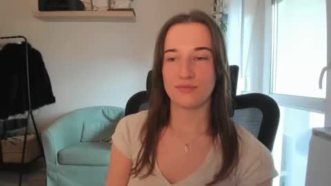 Oliwiaa2004 online show from 04-11-26, 02:32