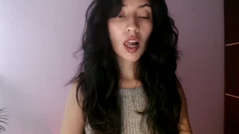 Snapshot of oliviaaa__ chatting on 06-16-26, 05:48 oliviaaa__ online show from 06-16-26, 05:48
