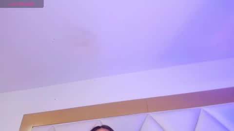 OLIVIA online show from 01-22-25, 02:15