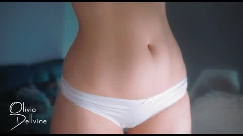 Olivia online show from 04-18-26, 01:42