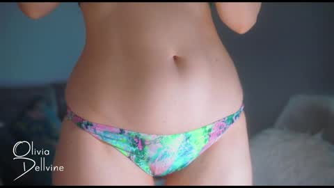Snapshot of oliviadellvine chatting on 06-02-26, 01:51 Olivia online show from 06-02-26, 01:51