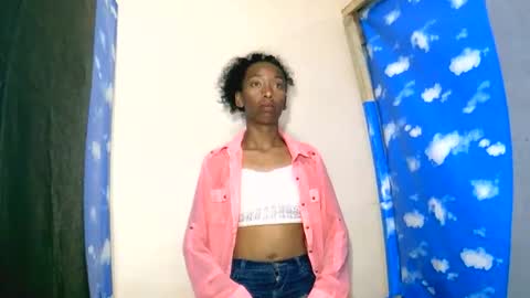 oliviah27 online show from 09-28-25, 10:26