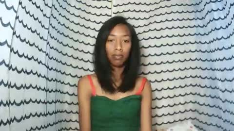 oliviah27 online show from 11-06-25, 05:36