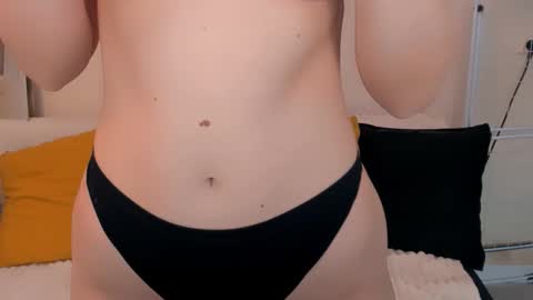 oliviaBeauty online show from 10-20-25, 06:52