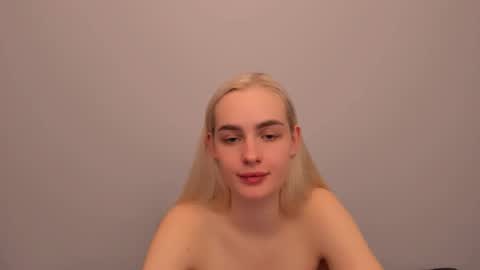 oliviaBeauty online show from 01-14-26, 09:20