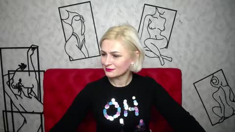 OliviaHorst online show from 12-11-24, 06:25