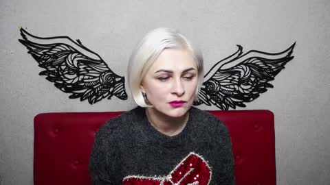 OliviaHorst online show from 02-09-25, 06:33