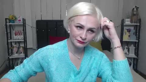 OliviaHorst online show from 10-16-25, 05:41