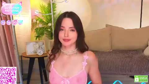 Olivia online show from 06-22-26, 07:49