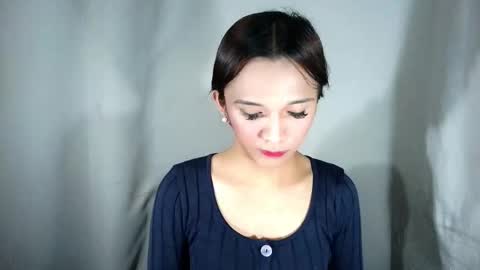 NICOLE online show from 11-25-25, 11:21