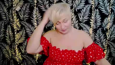 Kelly online show from 02-08-25, 06:12