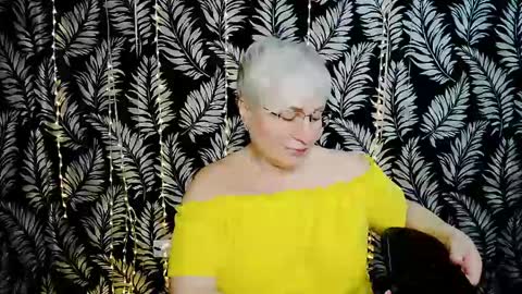 Kelly online show from 06-05-26, 09:59