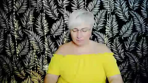 Kelly online show from 07-06-26, 10:12