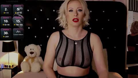 Olivia online show from 02-08-25, 04:57