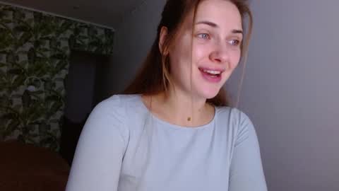 Snapshot of oliviashiny chatting on 12-07-24, 05:26 Olivia online show from 12-07-24, 05:26