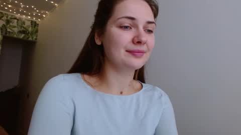 Snapshot of oliviashiny chatting on 12-11-24, 06:36 Olivia online show from 12-11-24, 06:36