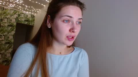 Snapshot of oliviashiny chatting on 12-13-24, 05:16 Olivia online show from 12-13-24, 05:16