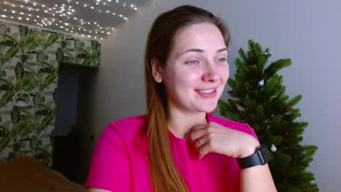 Snapshot of oliviashiny chatting on 12-24-24, 05:49 Olivia online show from 12-24-24, 05:49