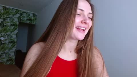 Snapshot of oliviashiny chatting on 01-29-25, 05:30 Olivia online show from 01-29-25, 05:30