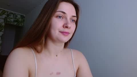 Snapshot of oliviashiny chatting on 02-01-25, 05:28 Olivia online show from 02-01-25, 05:28
