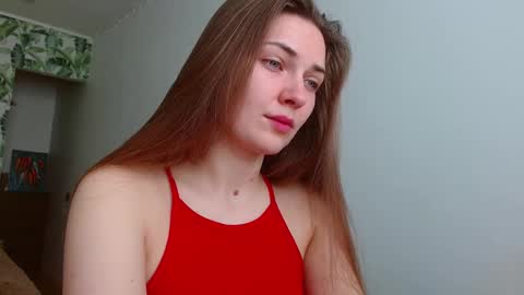 Snapshot of oliviashiny chatting on 03-10-25, 05:22 Olivia online show from 03-10-25, 05:22