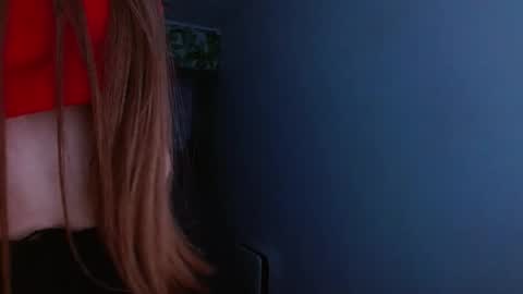 Olivia online show from 11-24-25, 05:18